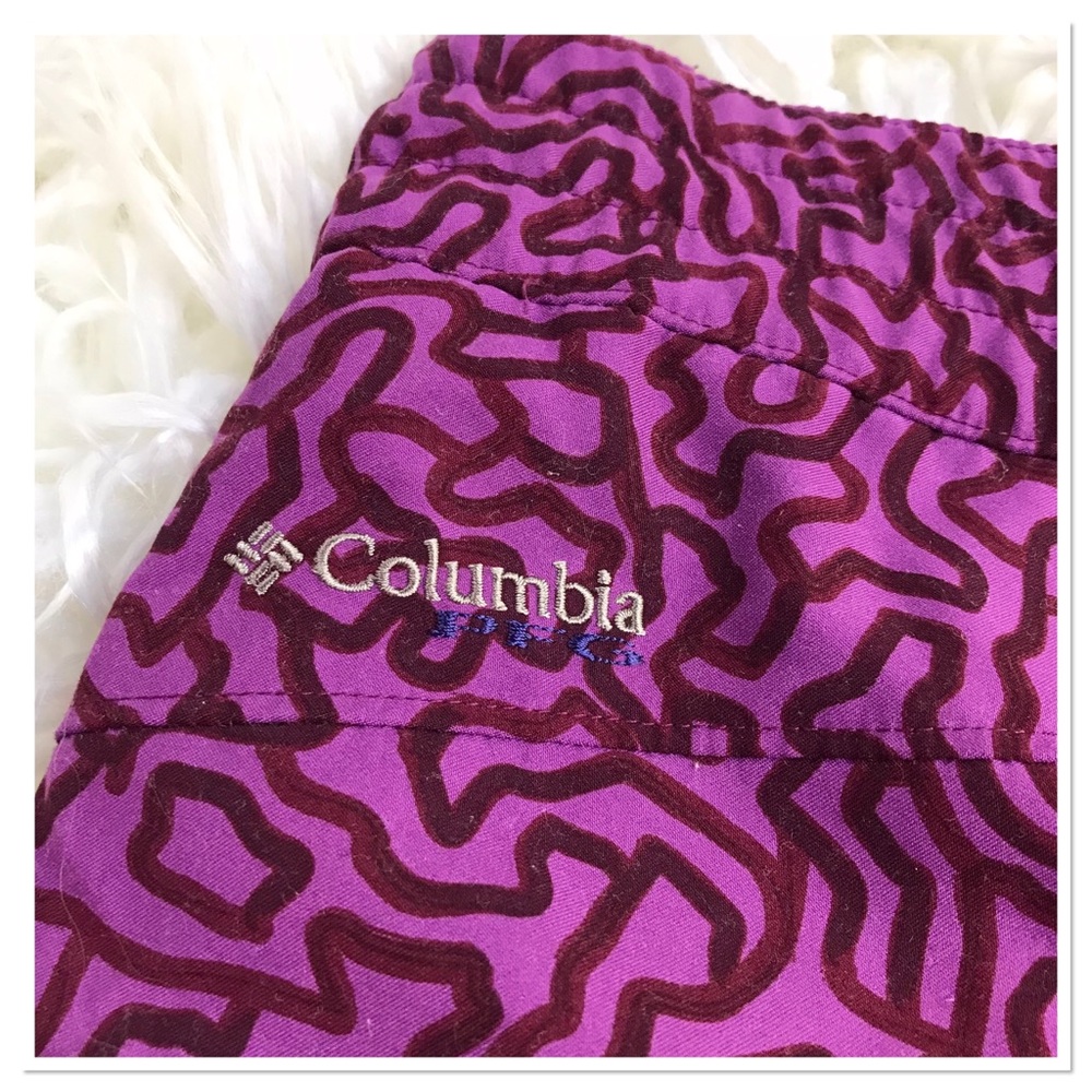 Columbia PFG Magenta Shorts Abstract Line Pattern Size Large - Picture 5 of 6